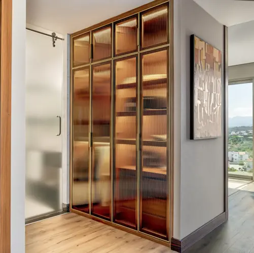 SIGNATURE SUITE (1 BEDROOM)3