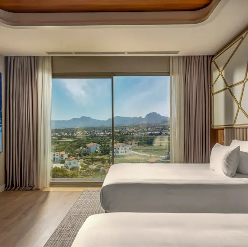 SIGNATURE SUITE (2 BEDROOM)15