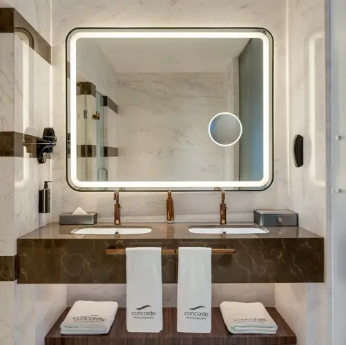 FAMILY SUITE17