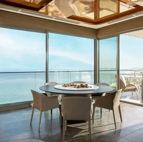 SIGNATURE SUITE (2 BEDROOM)24