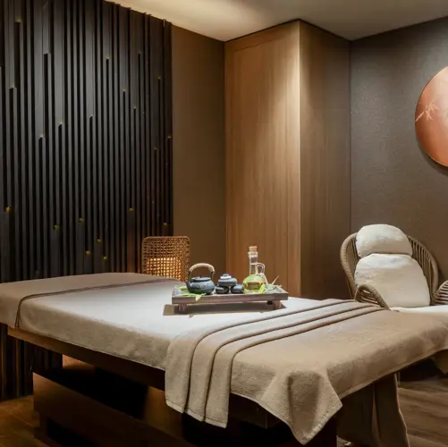 AURA WELLNESS & SPA11