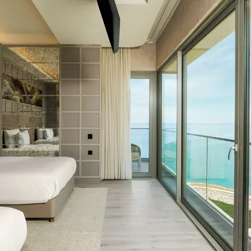 PRESIDENTAL SUITE13