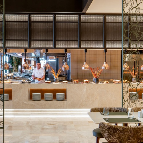 THE BUFFET MAIN RESTAURANT41