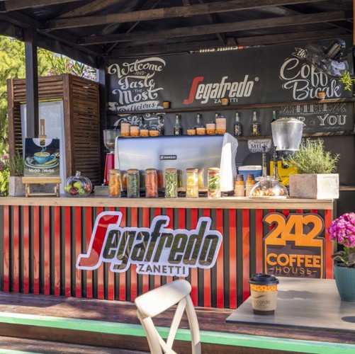 242 COFFEE HOUSE 3 (Büyük)