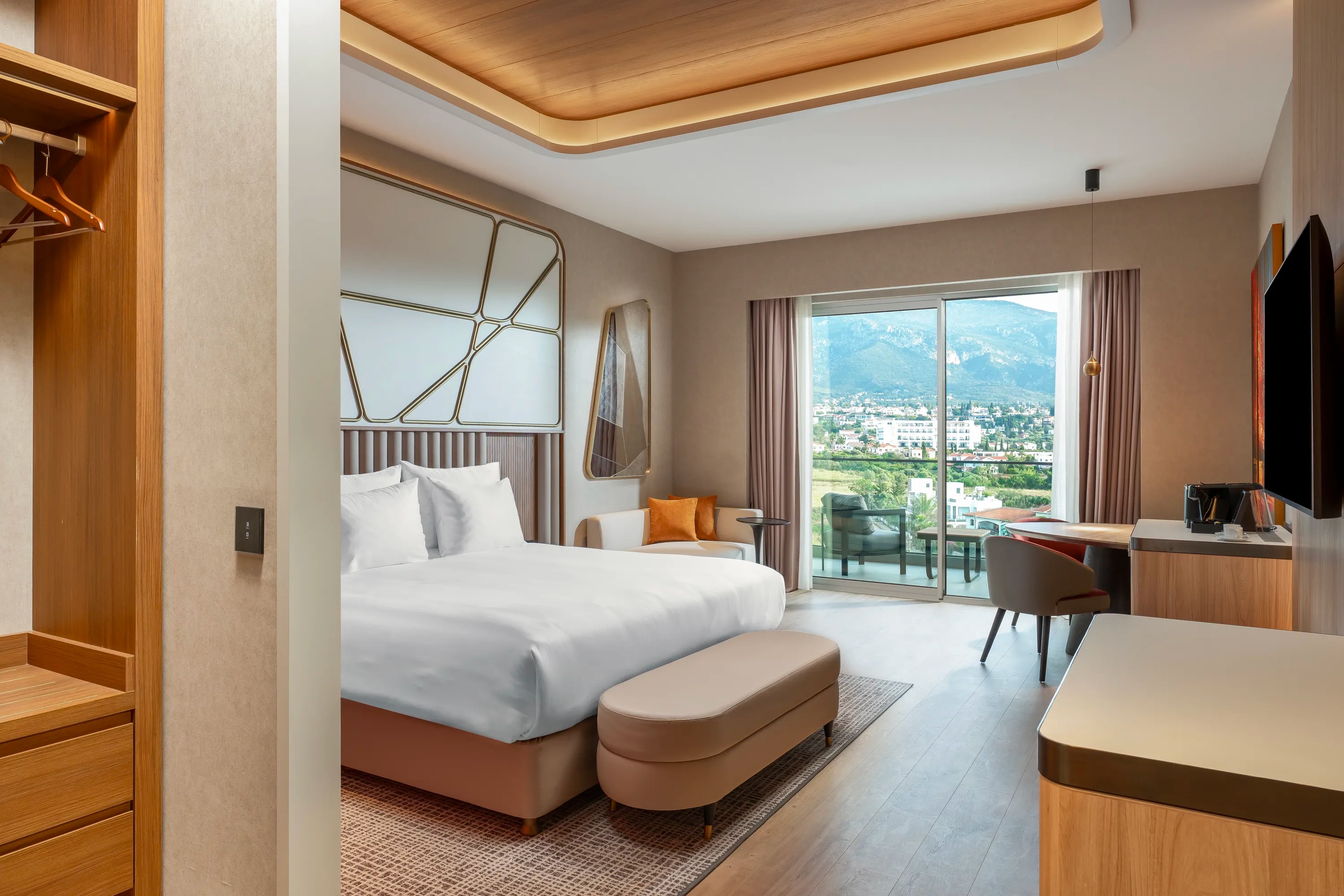 DELXUE ROOM FRENCH BED (LAND VIEW)5