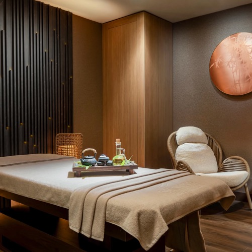 AURA WELLNESS & SPA11