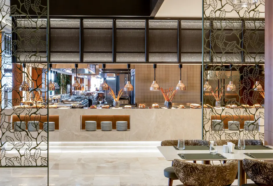THE BUFFET MAIN RESTAURANT42