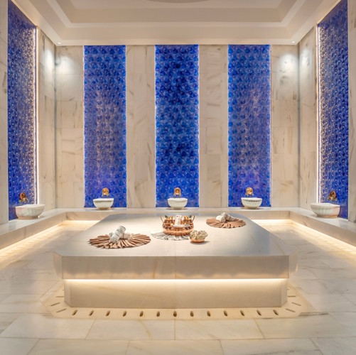 AURA WELLNESS & SPA24