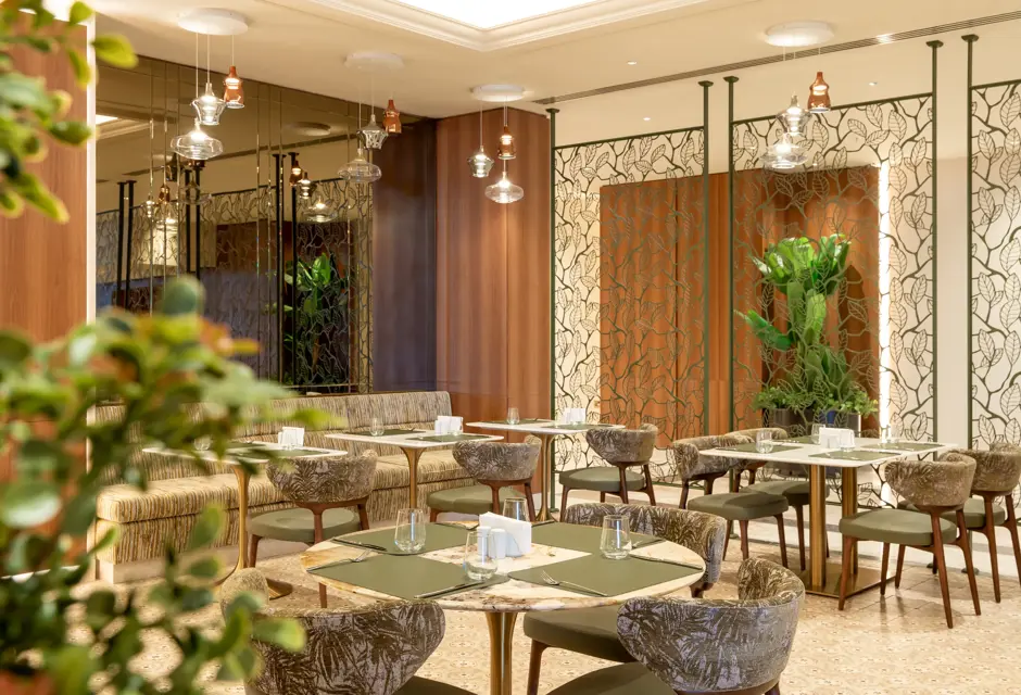 THE BUFFET MAIN RESTAURANT12