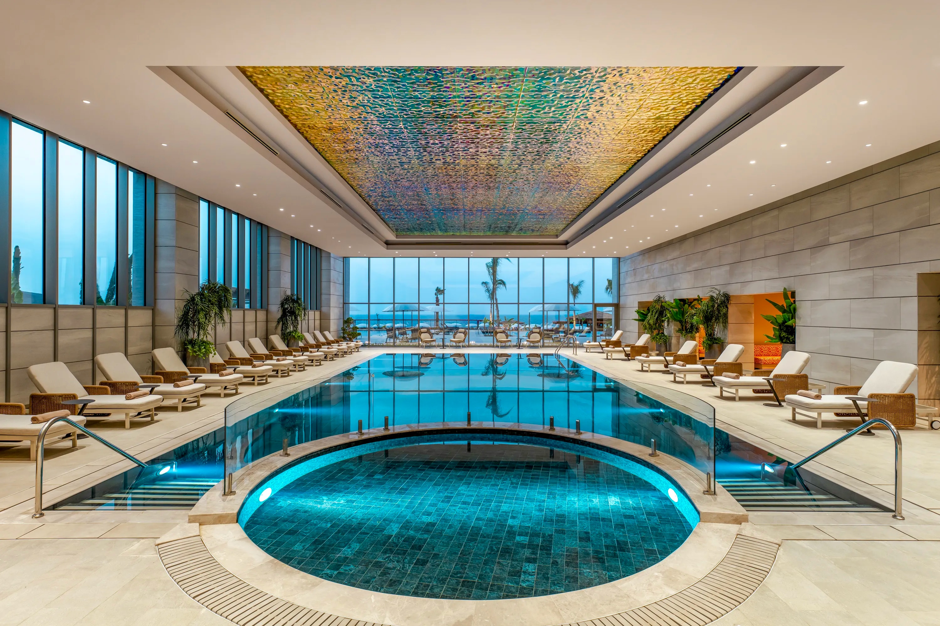 AURA WELLNESS & SPA16