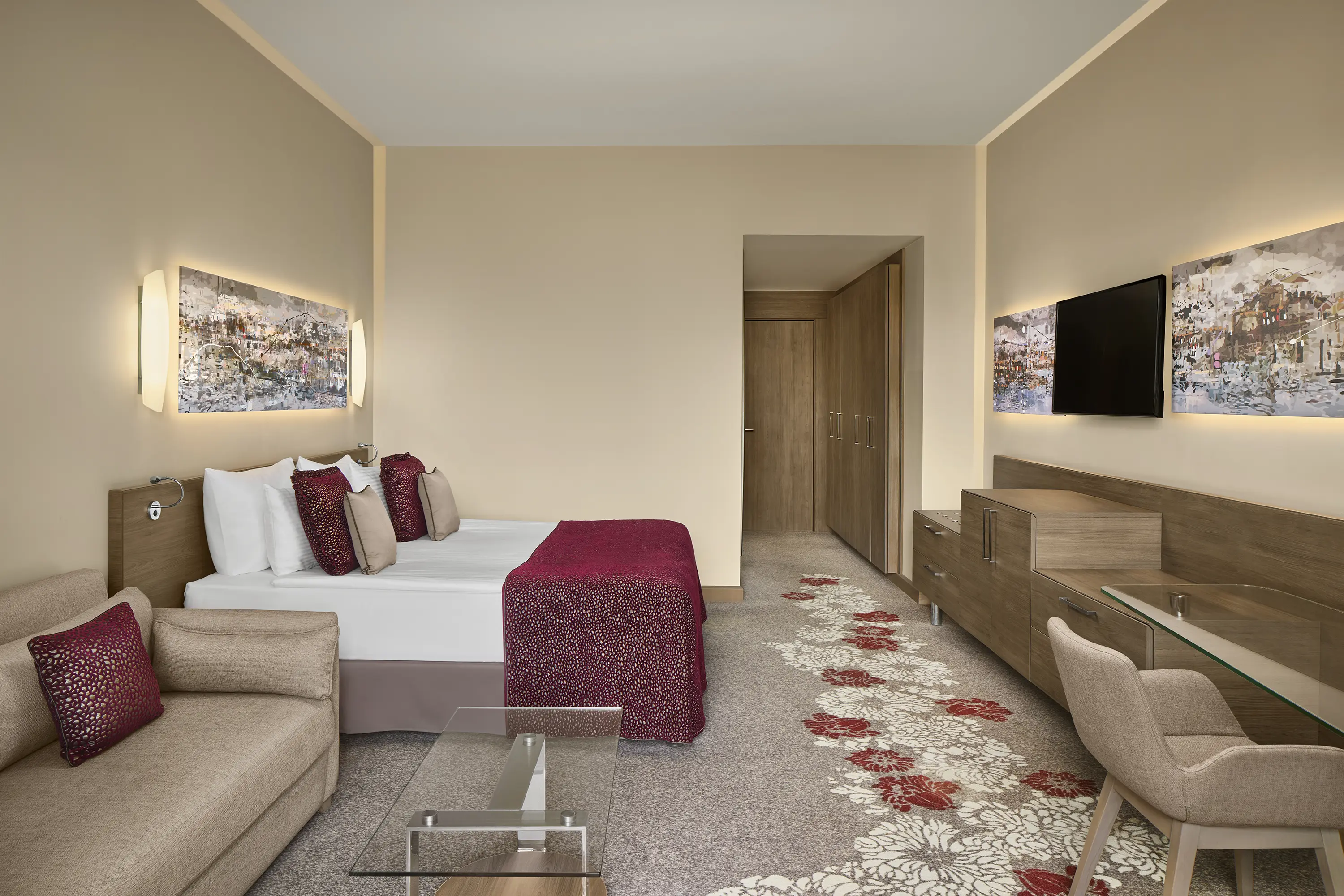 DELUXE GARDEN VIEW ROOM2