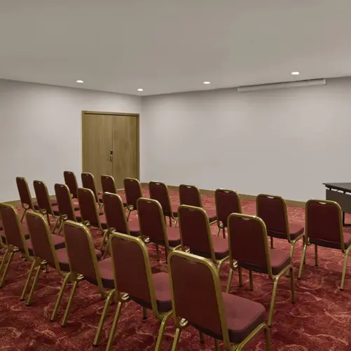 MEETING ROOMS5