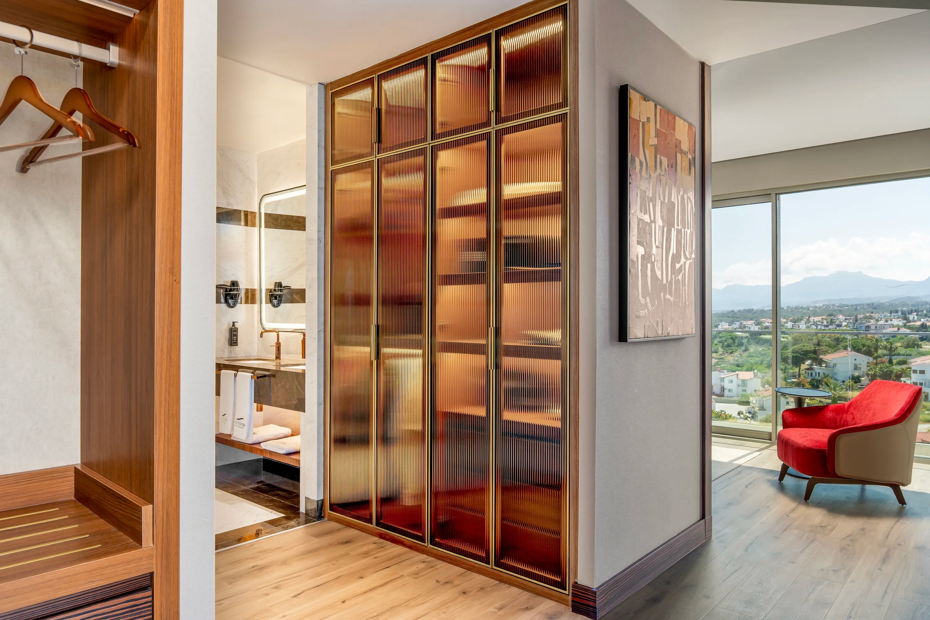 SIGNATURE SUITE (1 BEDROOM)1