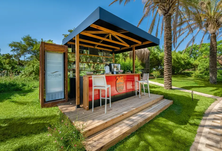 BIG 242 COFFEE HOUSE 1 (Büyük)