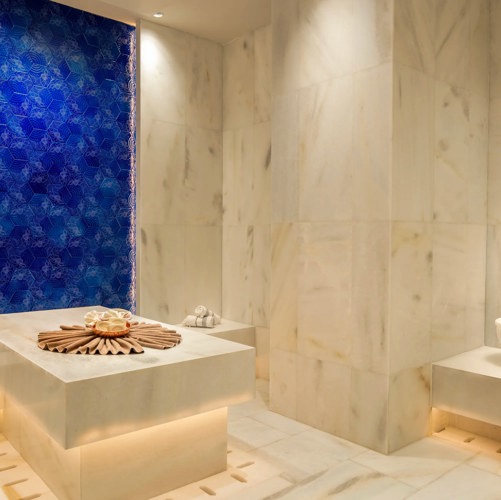 AURA WELLNESS & SPA5