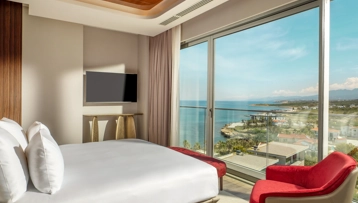Signature Suite