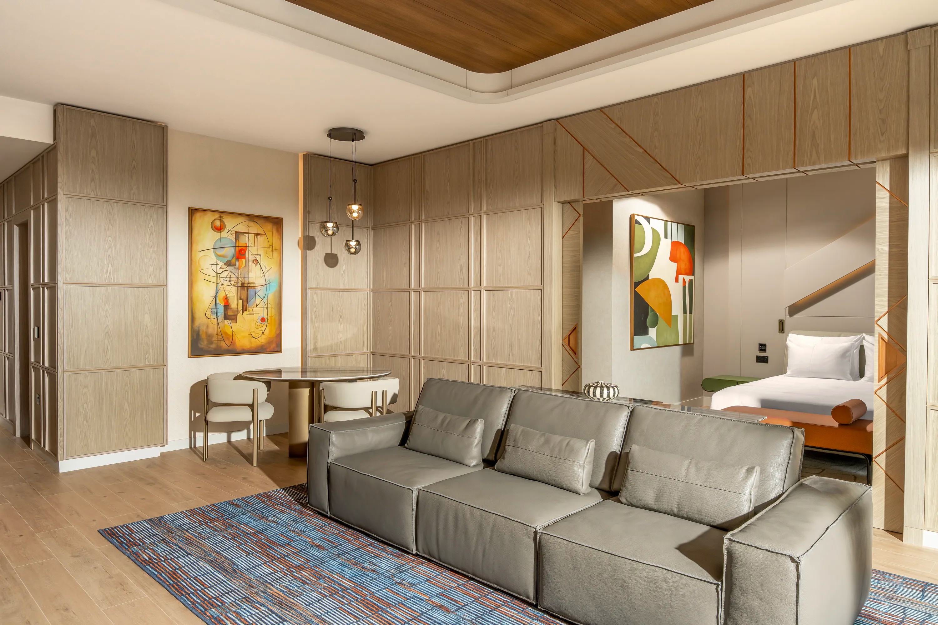 EXECUTIVE SUITE (LAND & SEA VIEW)7