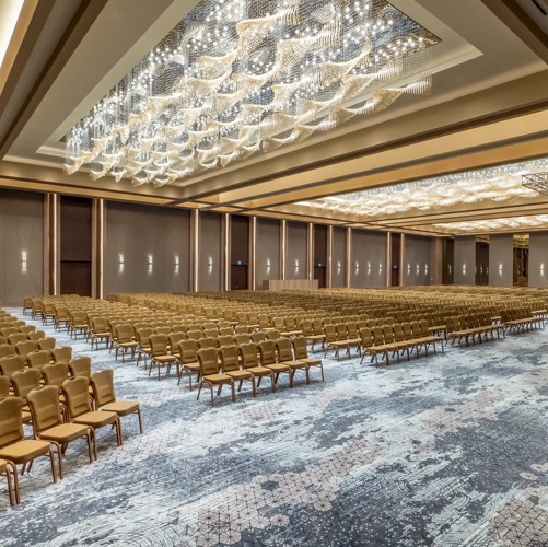 OPERA BALL ROOM7