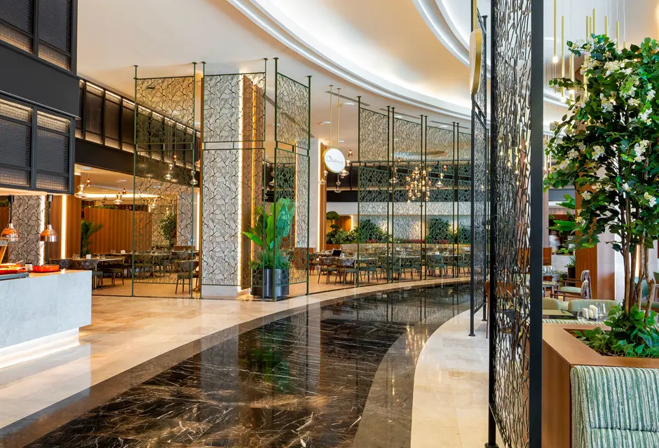 THE BUFFET MAIN RESTAURANT3