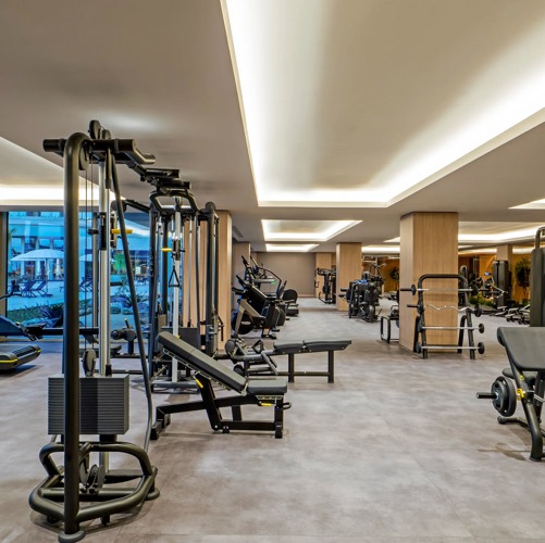 FITNESS CLUB8