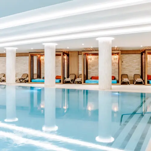 H SPA INDOOR POOL 6