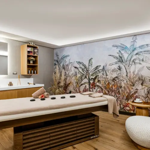 H HOT STONE MASSAGE ROOM 1