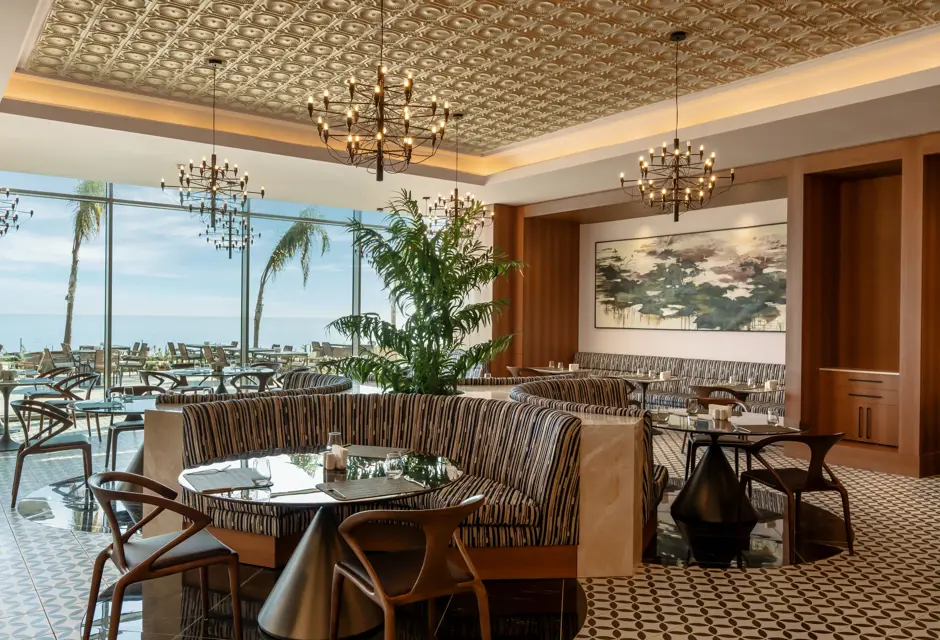 THE BUFFET MAIN RESTAURANT21