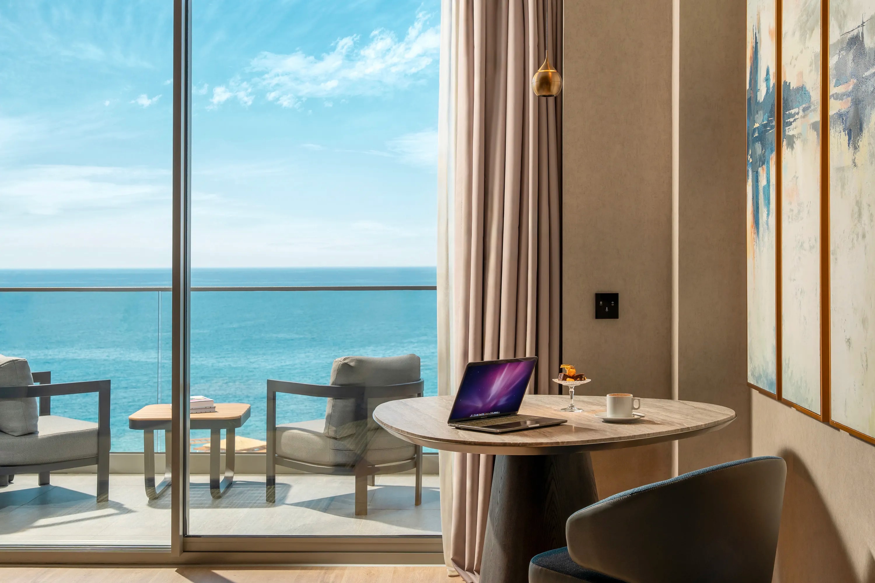 DELUXE ROOM TWIN BED (SEA VIEW)12