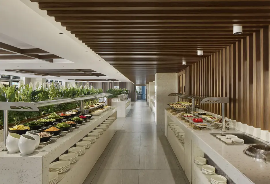 THE BUFFET MAIN RESTAURANT8