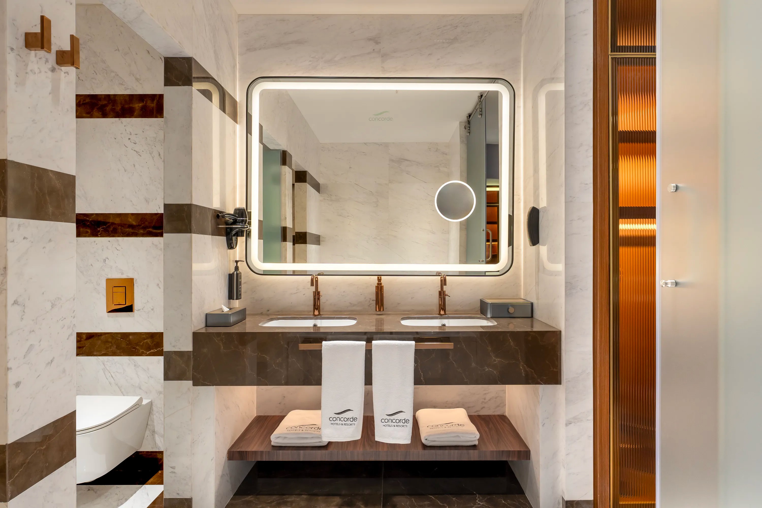 SIGNATURE SUITE (2 BEDROOM)6