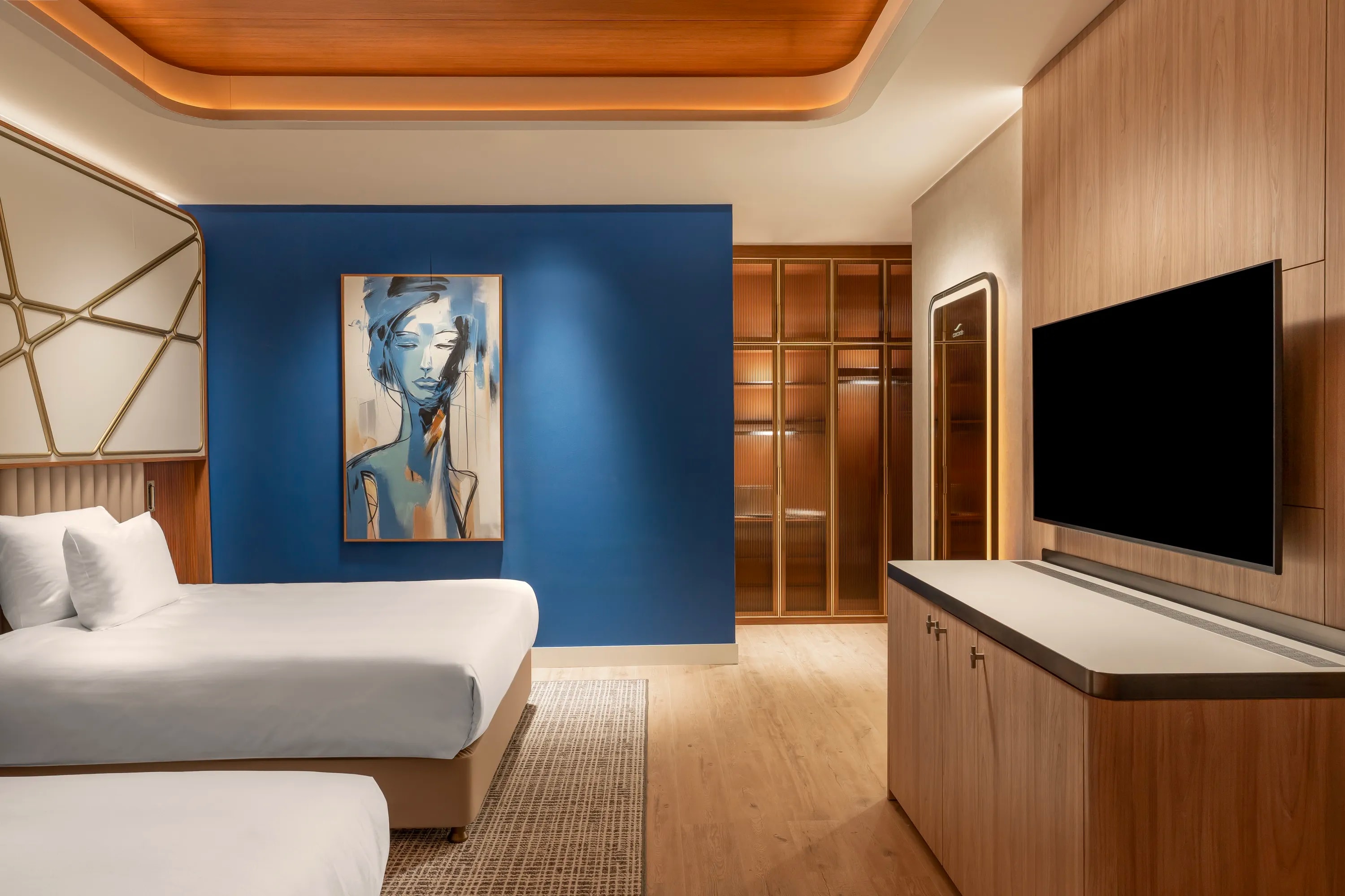 SIGNATURE SUITE (2 BEDROOM)13
