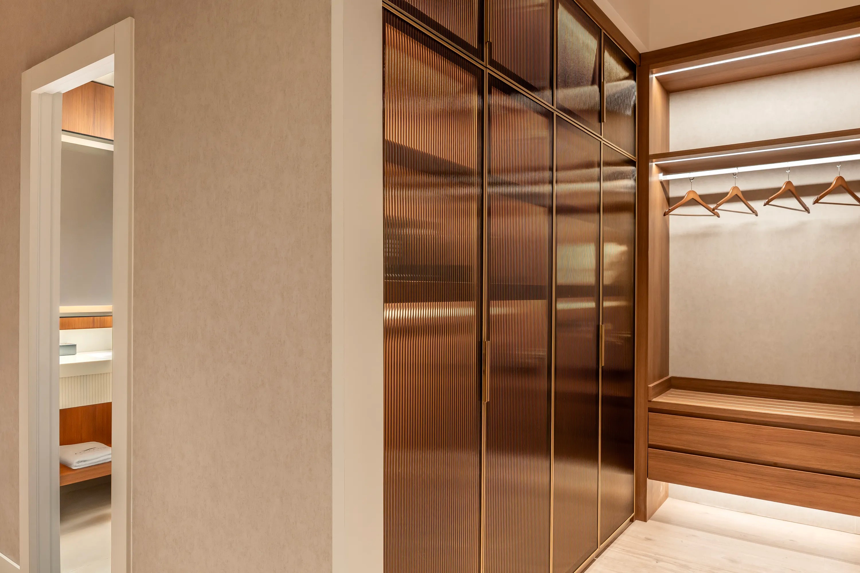 JUNIOR SUITE1