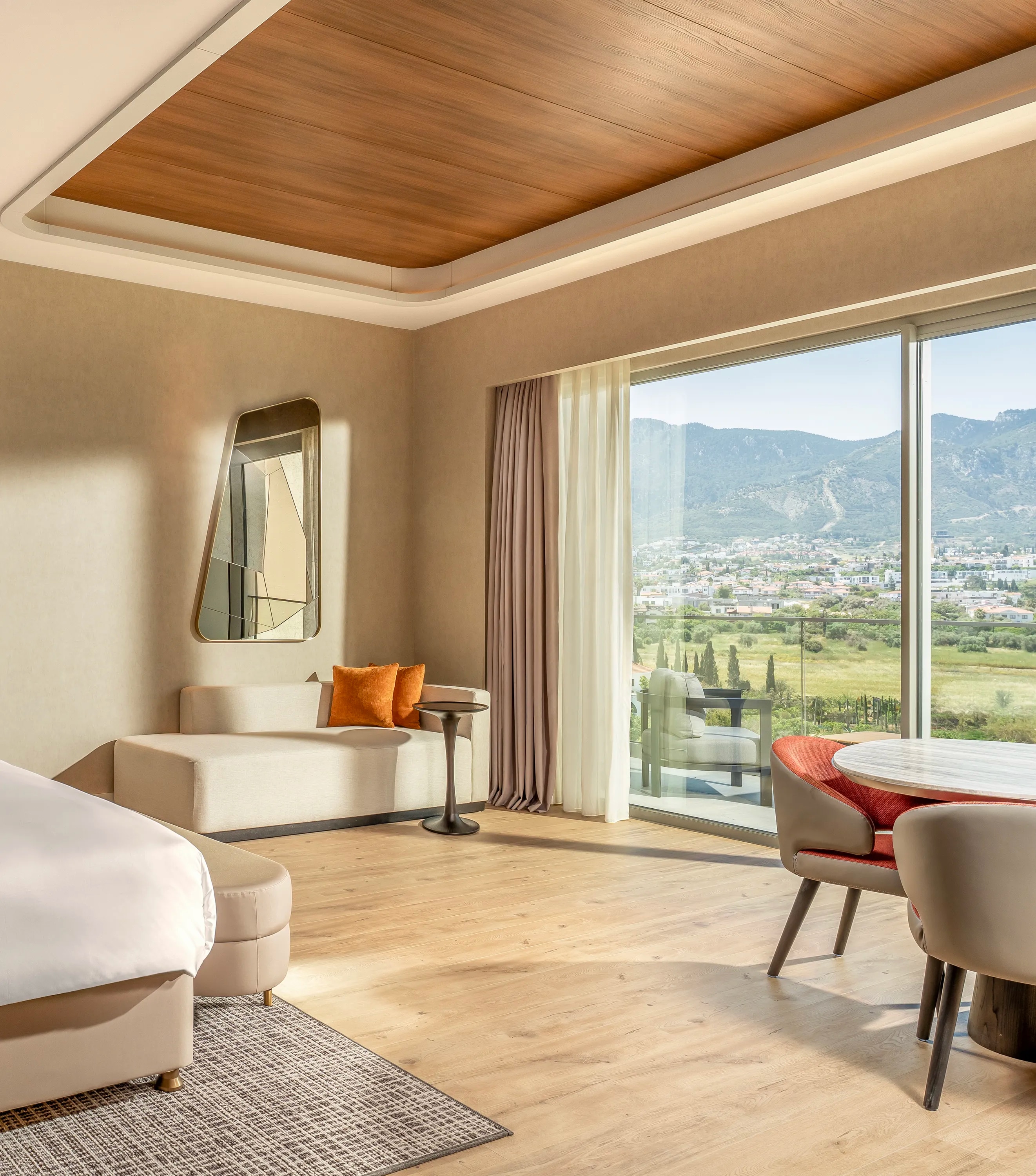 JUNIOR SUITE8