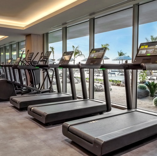 FITNESS CLUB4