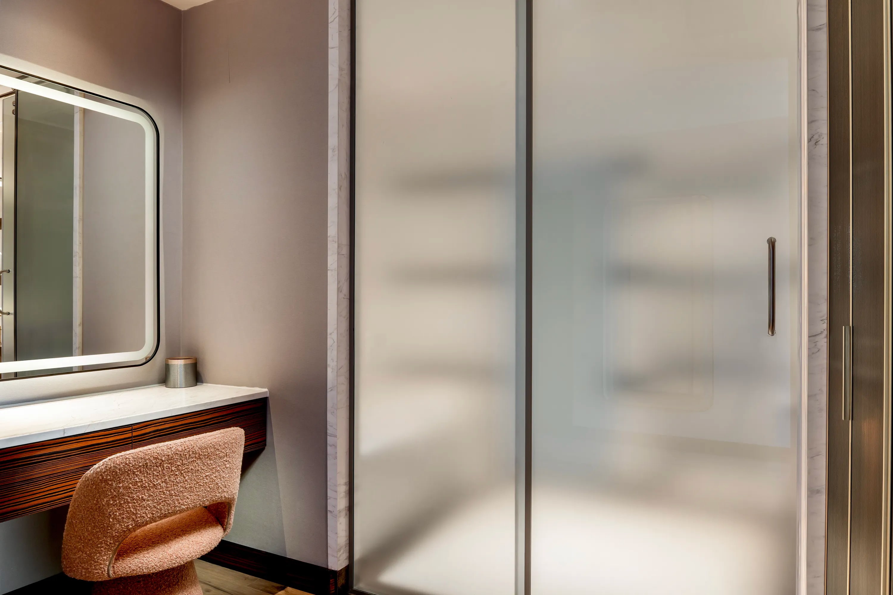 SIGNATURE SUITE (1 BEDROOM)10