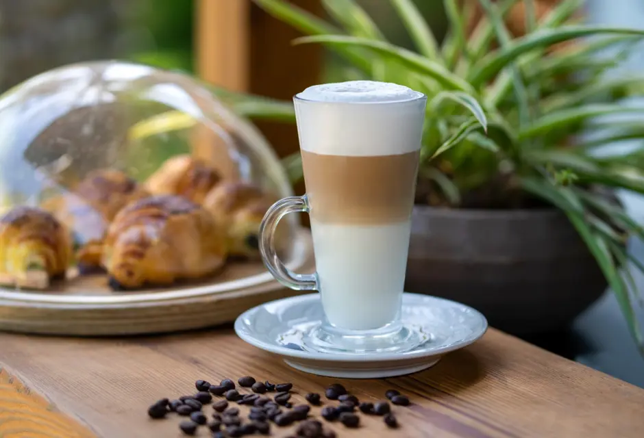 BIG 242 COFFEE HOUSE 4 (Büyük)