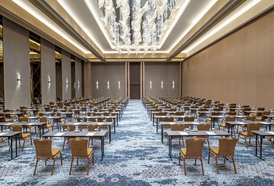 OPERA BALL ROOM23