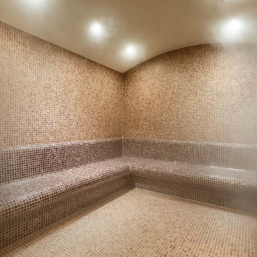 AURA WELLNESS & SPA26
