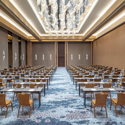 OPERA BALL ROOM23