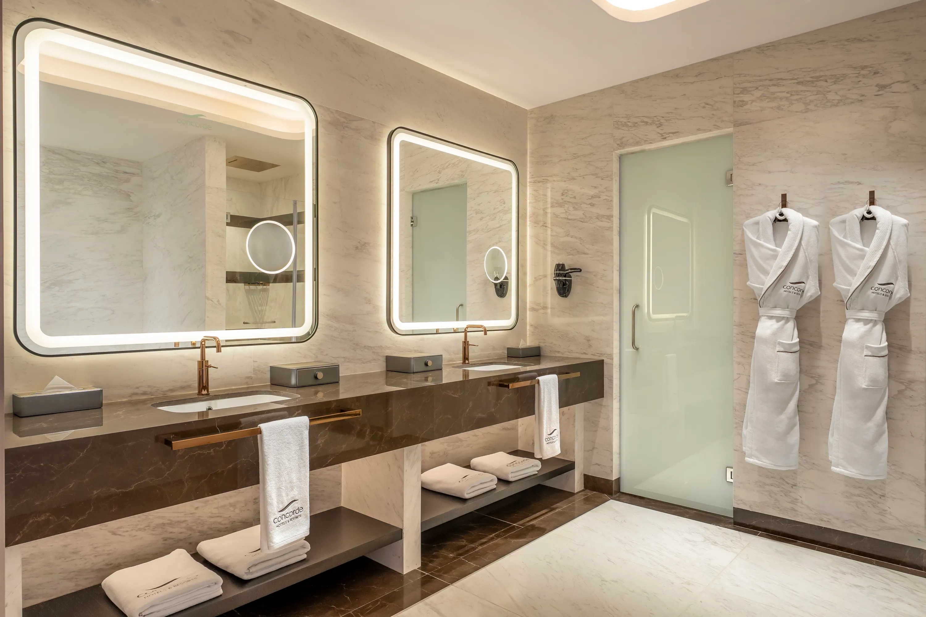 PRESIDENTAL SUITE24