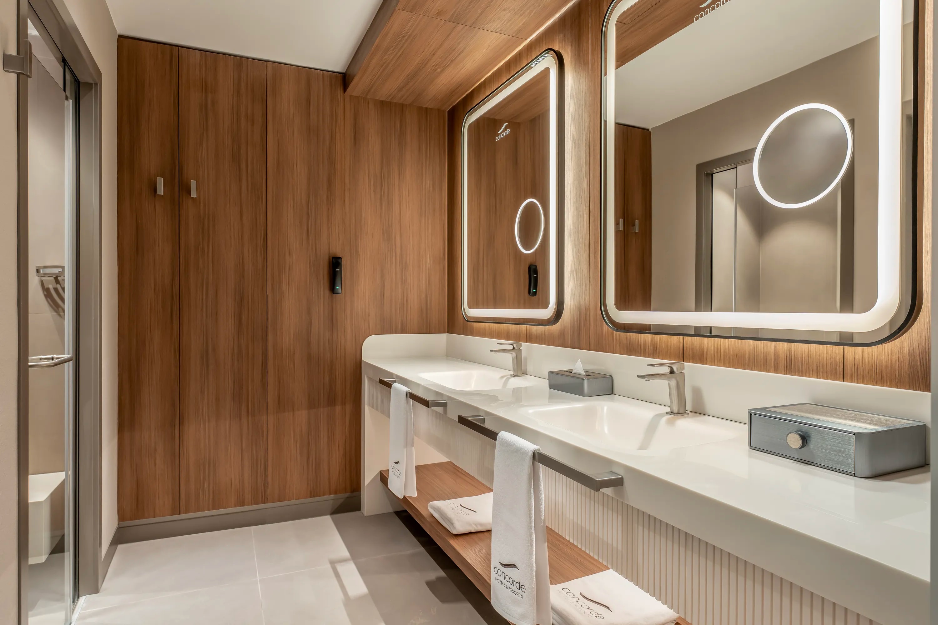 FAMILY SUITE5
