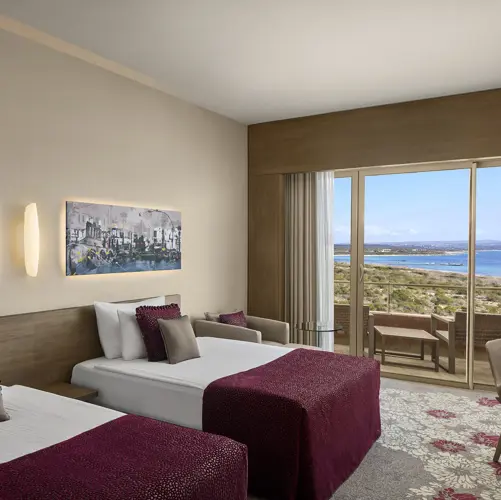 DELUXE SIDE SEA VIEW ROOM3