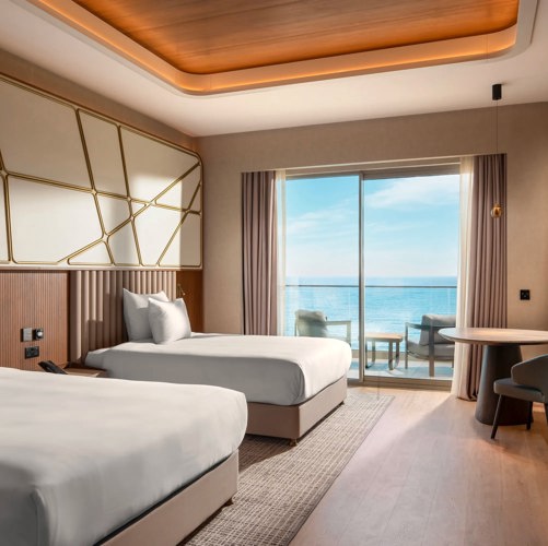 DELUXE ROOM TWIN BED (SEA VIEW)5