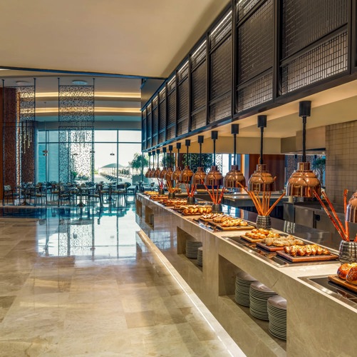 THE BUFFET MAIN RESTAURANT11